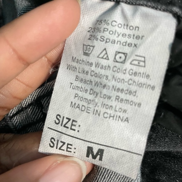 Black Denim Mini Skirt - Picture 6 of 7